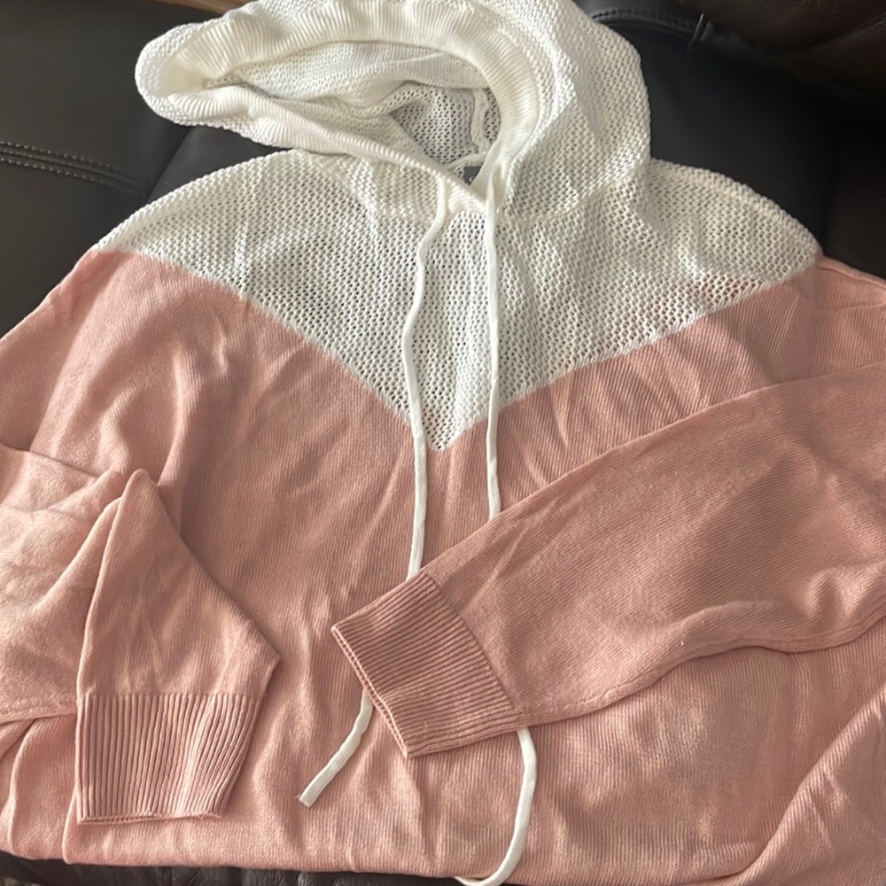 Soho sweater sz small pink w mesh top & hood